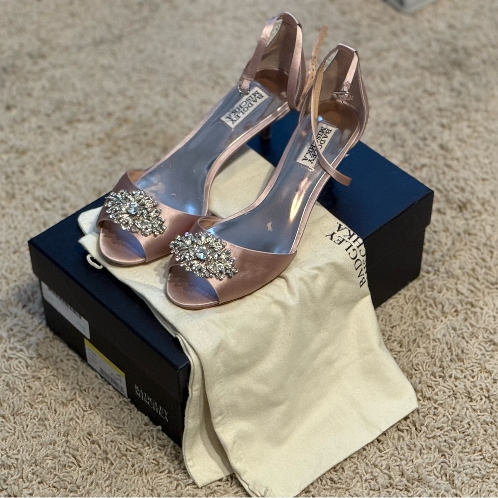 Badgley Mischka Satin Peep-Toe Heels - Rose Gold